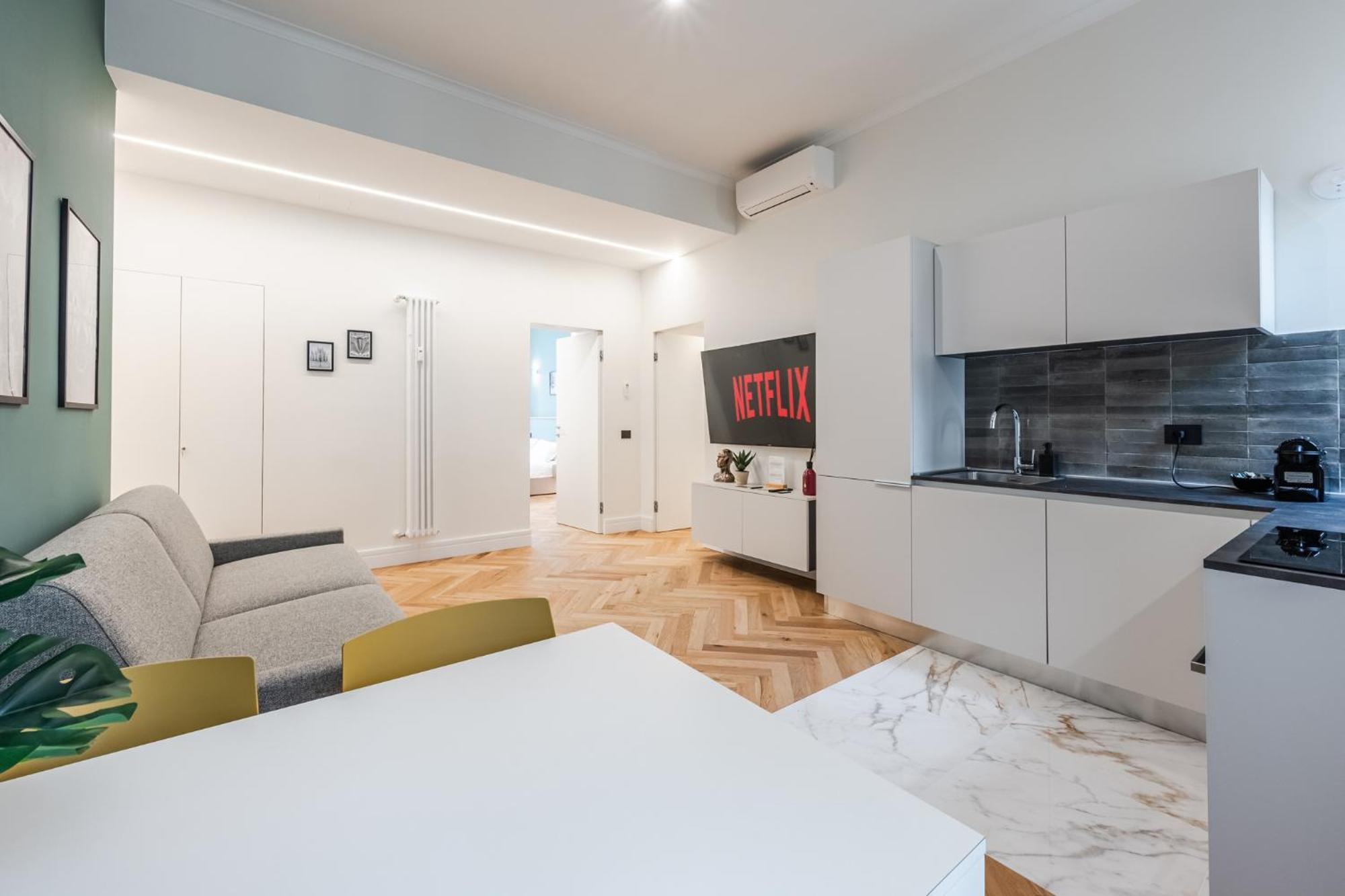 Modern 3-room Flat - Near Metro & Park * Milano