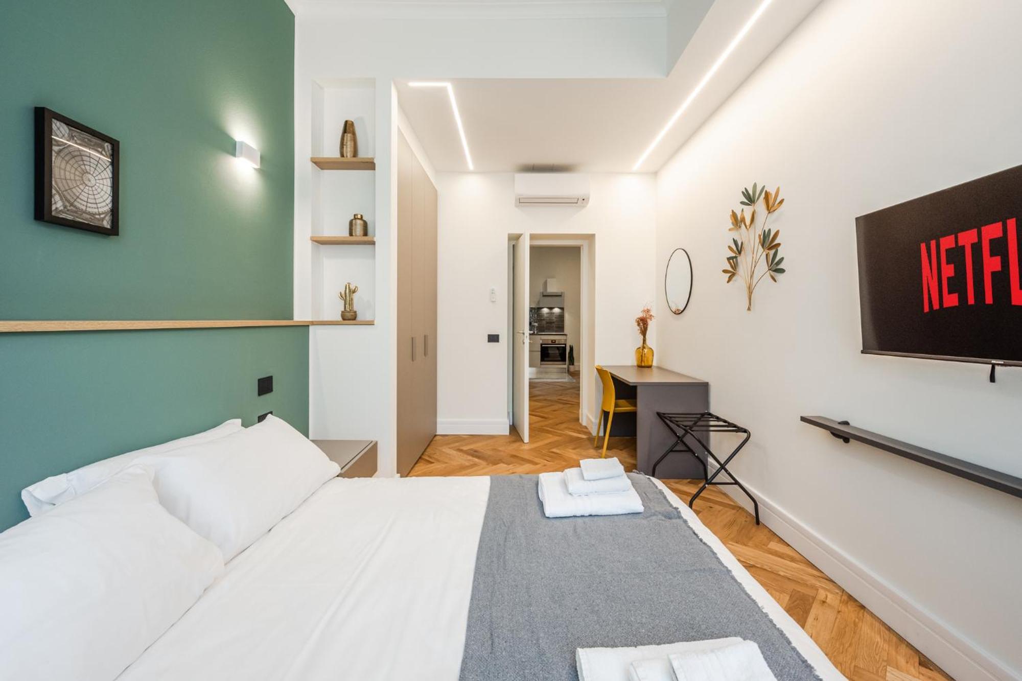 Modern 3-room Flat - Near Metro & Park Appartamento *