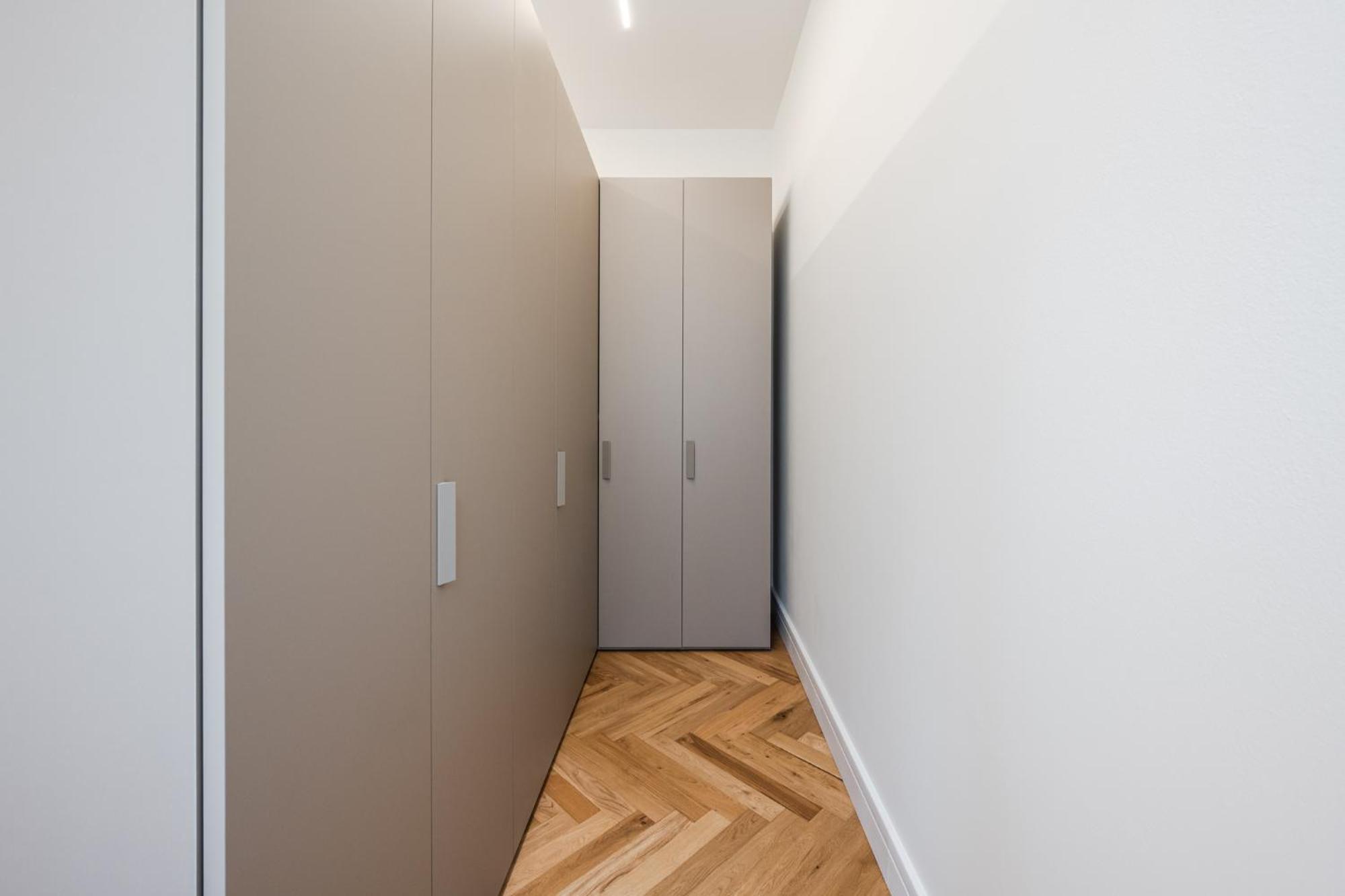 Modern 3-room Flat - Near Metro & Park Appartamento *